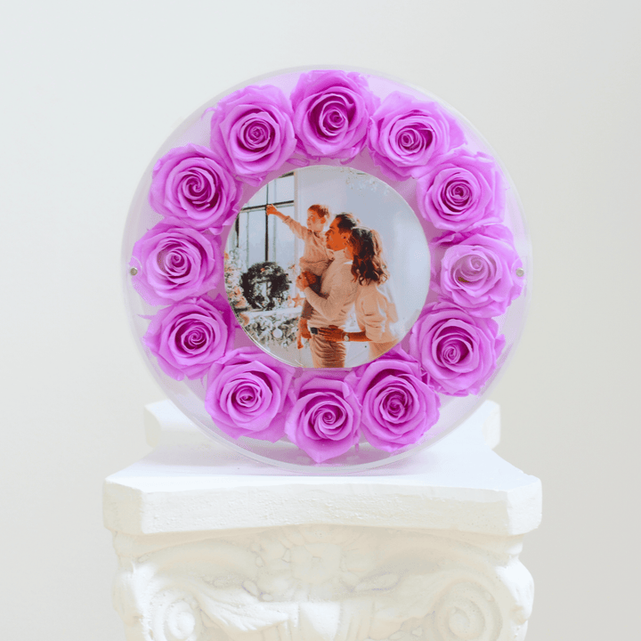 Round acrylic frame with preserved roses – Halo Signature