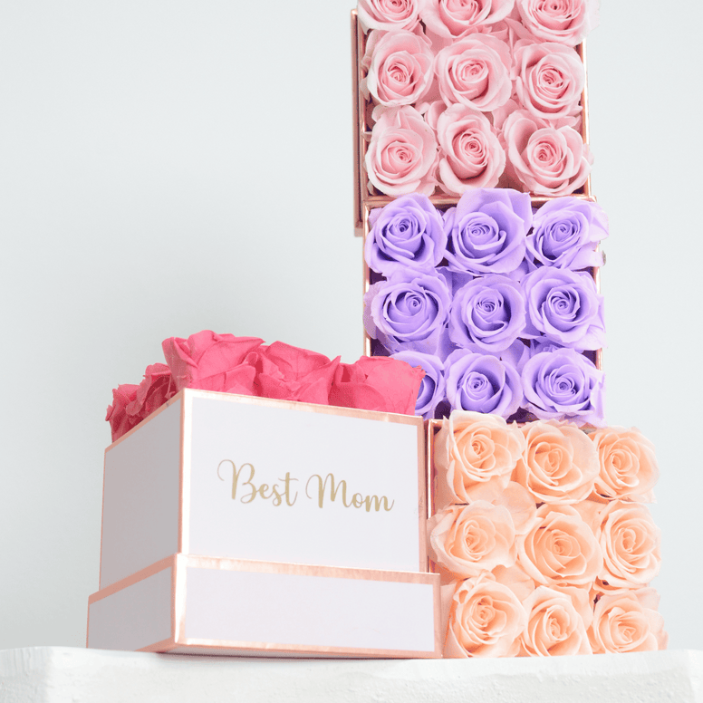 Petite Bloom Box - 9 roses