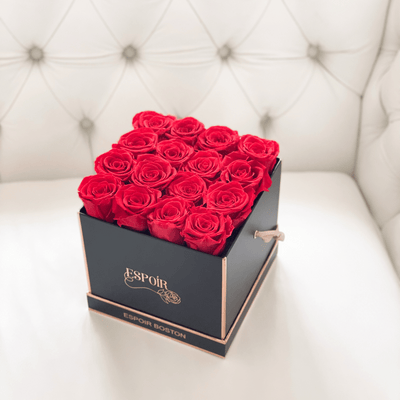 Royale box - 16 Forever Roses