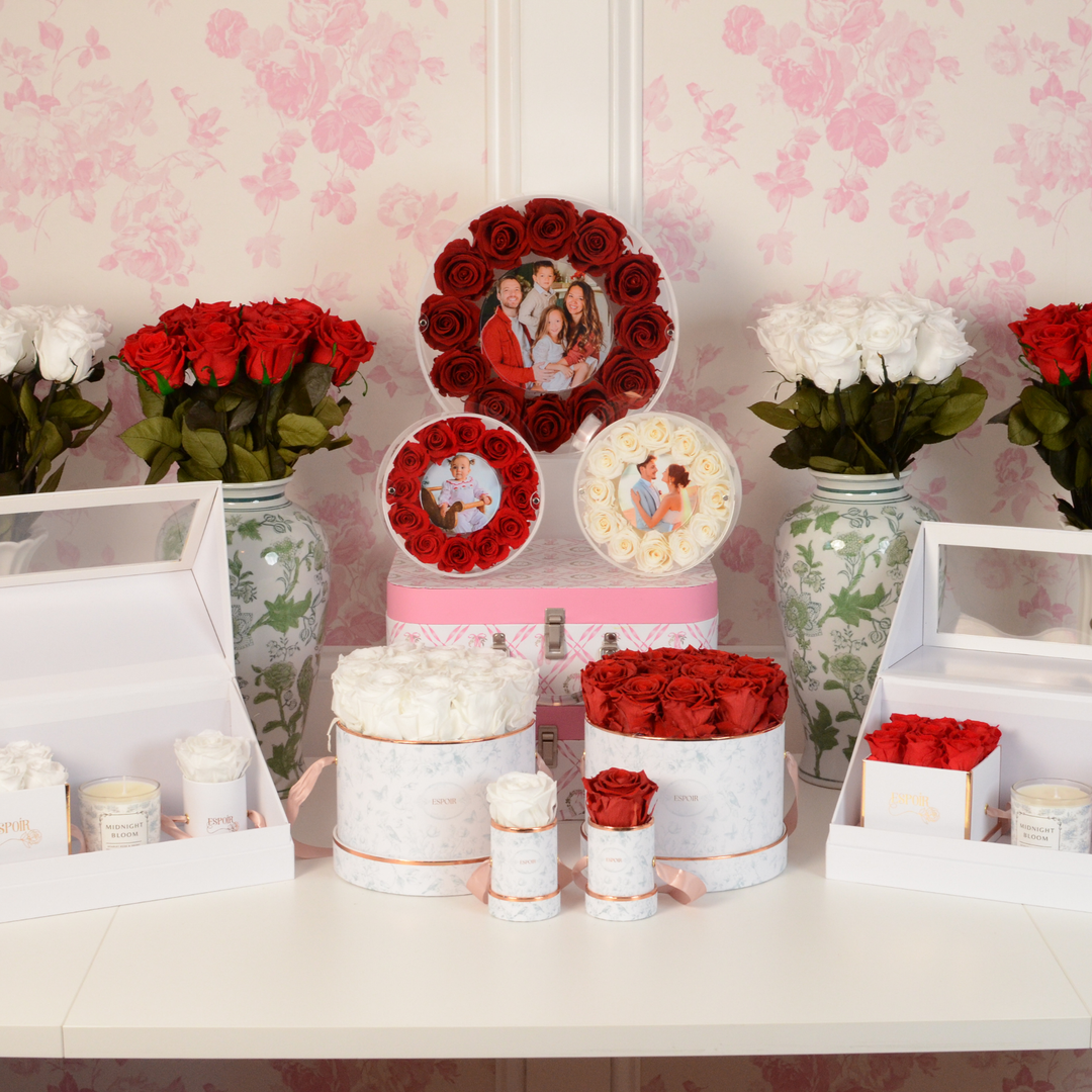 Eden Bloom Vase with 12 Preserved Roses