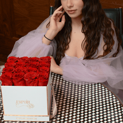 Royale box - 16 Forever Roses